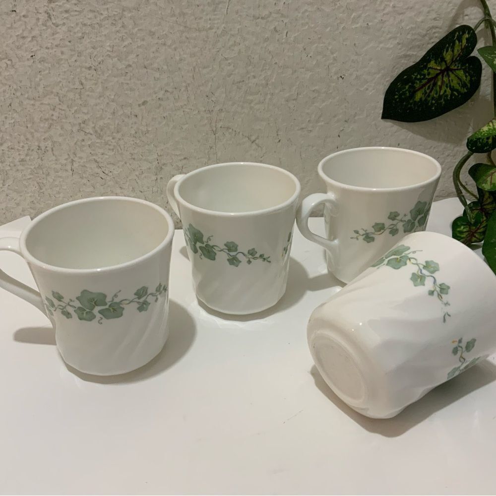 SET OF 4 VTG MCM CORELLE STONEWARE GREEN IVY PRINT CERAMIC COFFEE CUPS/MUGS G13